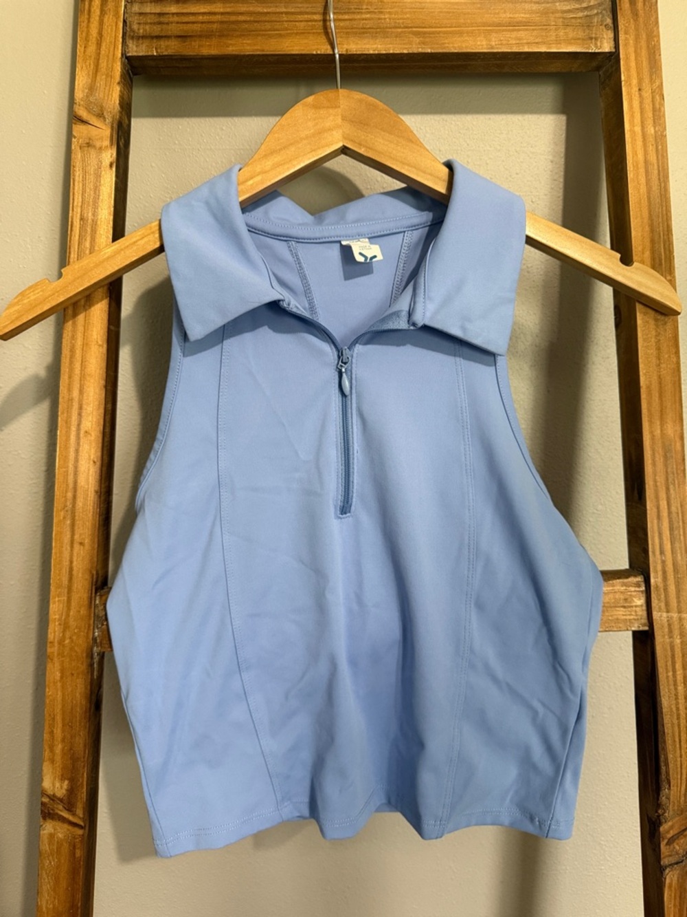 Sleeveless Light Blue Zip-Front Polo Cropped Tank Top